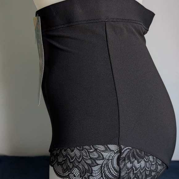 Mid Brief Firm Shapewear - Picture 3 of 10